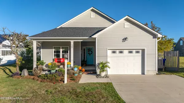 132 Chadwick RD, Beaufort, NC 28516