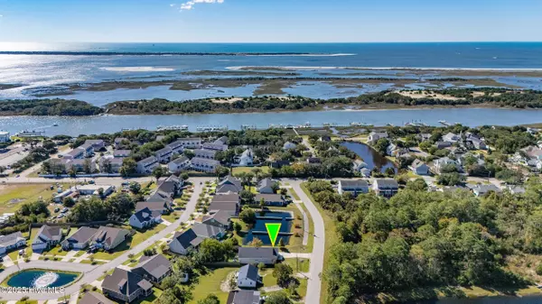 Beaufort, NC 28516,132 Chadwick RD