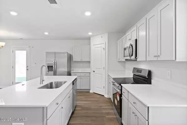 Supply, NC 28462,1140 Garland Lakecircle Sw CIR SW