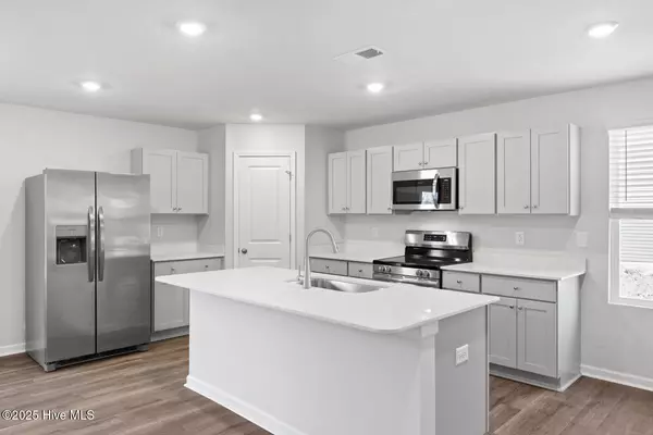 Supply, NC 28462,1140 Garland Lakecircle Sw CIR SW