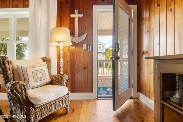 Ocean Isle Beach, NC 28469,77 E 1st ST
