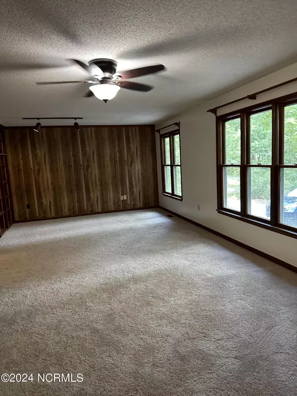 Hampstead, NC 28443,135 S Belvedere DR