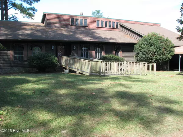 Columbia, NC 27925,227 Rhodes DR