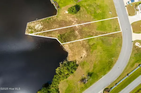 New Bern, NC 28562,103 Shoreview DR