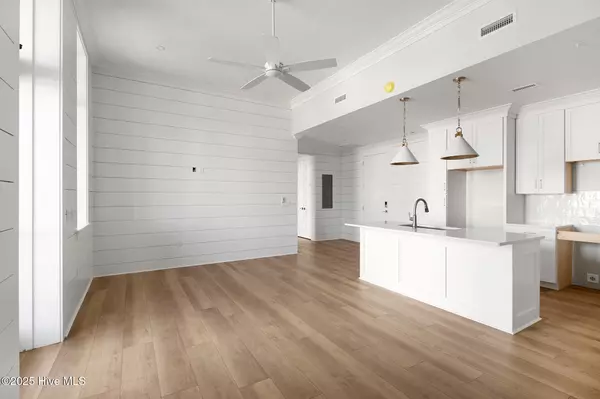 Beaufort, NC 28516,805 Mulberry ST #Unit 103