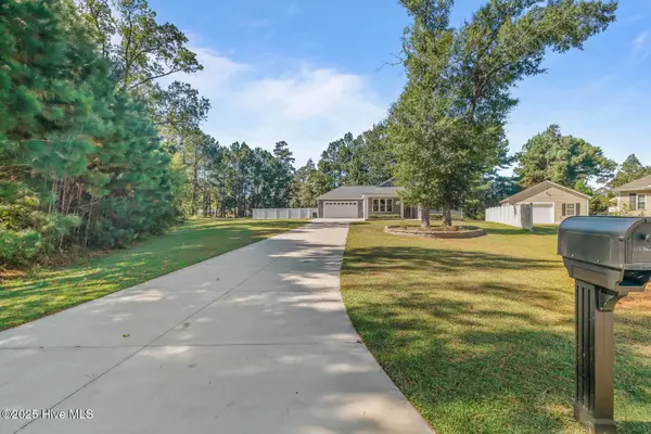 Cape Carteret, NC 28584,105 Pine CT