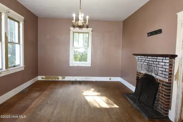 Windsor, NC 27983,205 S King ST