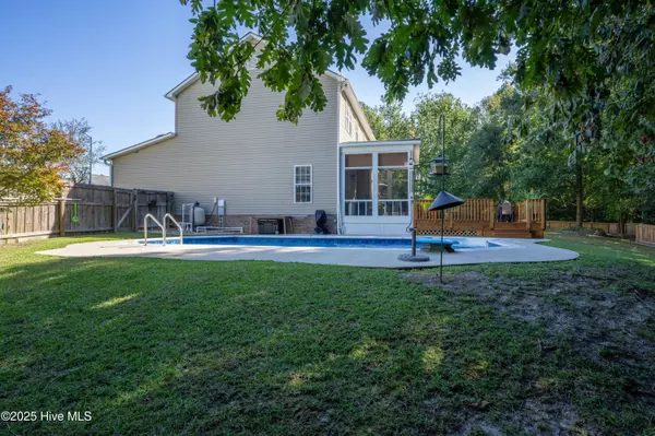 Jacksonville, NC 28546,104 Highwood CT