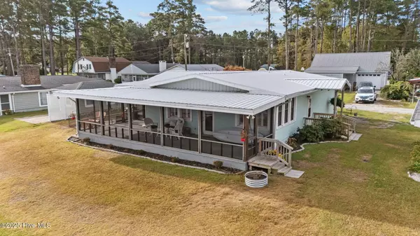Belhaven, NC 27810,463 Pungo Shores DR