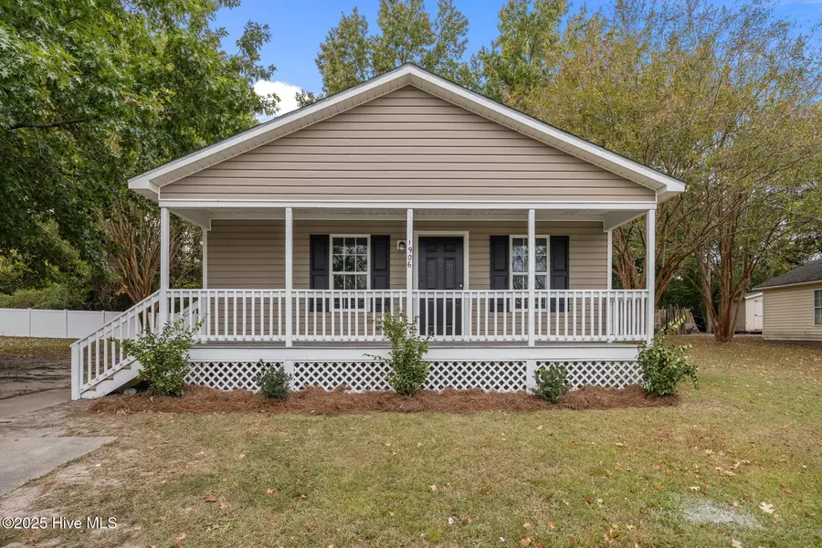 1906 S Greene ST, Greenville, NC 27834