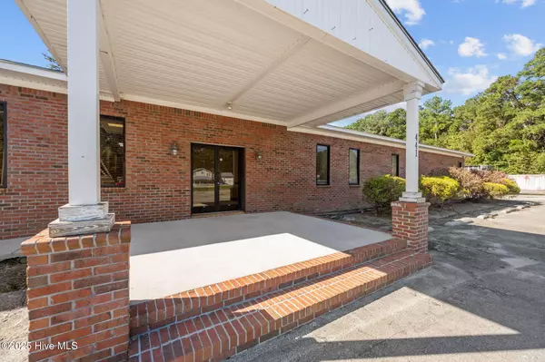 Richlands, NC 28574,441 Kinston HWY