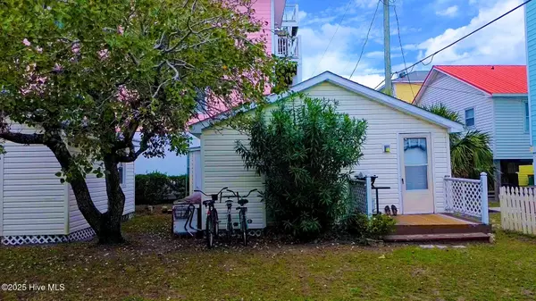 Kure Beach, NC 28449,218 N Third AVE N