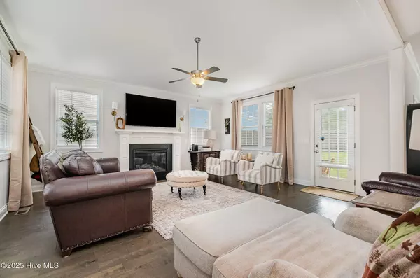 Burlington, NC 27217,3082 Cascade DR