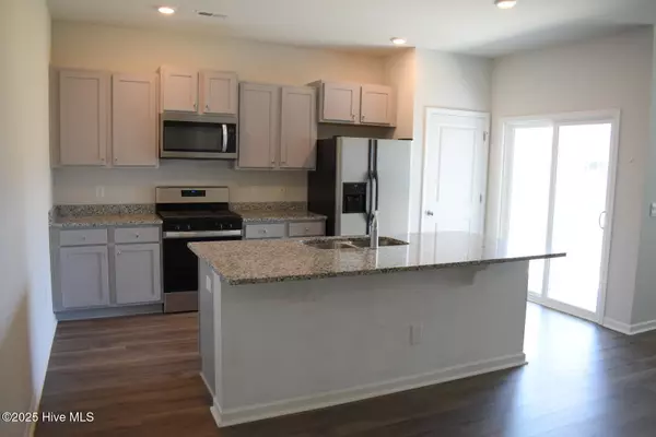 Wilmington, NC 28401,832 Delta CT