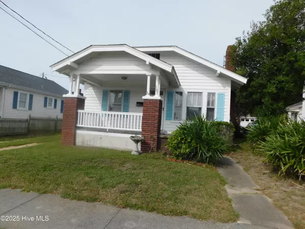 107 Gordon ST, Beaufort, NC 28516