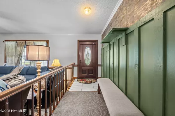 New Bern, NC 28562,211 Rockledge RD