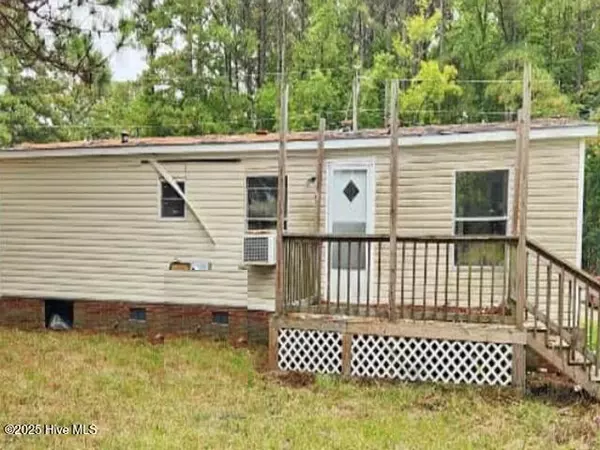 Ahoskie, NC 27910,104 Poole RD