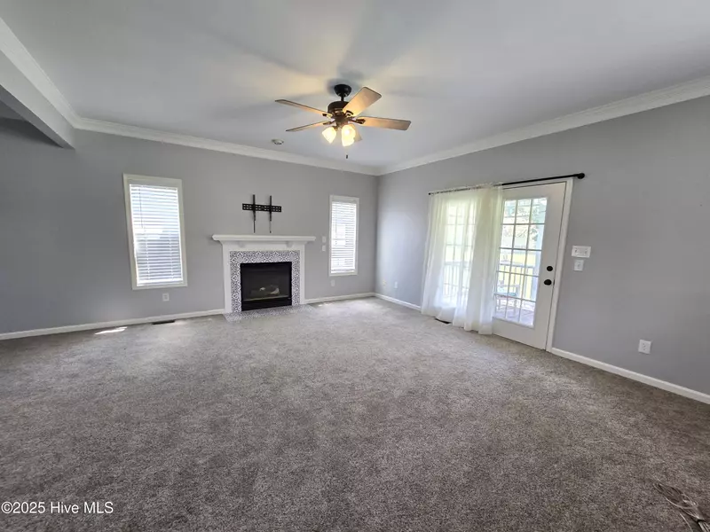 315 Orchard DR, Elizabeth City, NC 27909