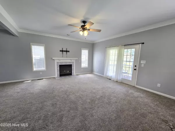 315 Orchard DR, Elizabeth City, NC 27909