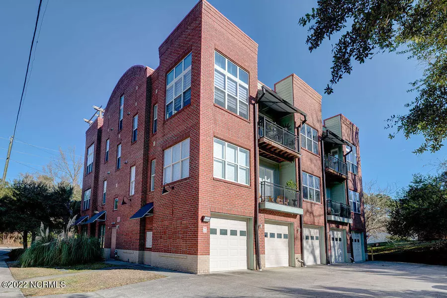 2906 Market ST #Unit 202, Wilmington, NC 28403