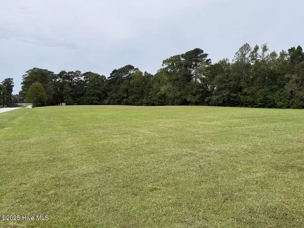 Peletier, NC 28584,252 W West Firetower Rd RD
