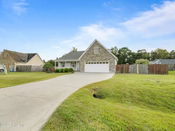 Jacksonville, NC 28540,305 Forbes LN