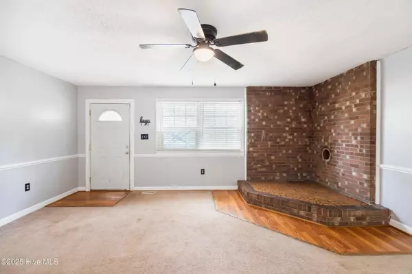 Maysville, NC 28555,705 Sixth ST