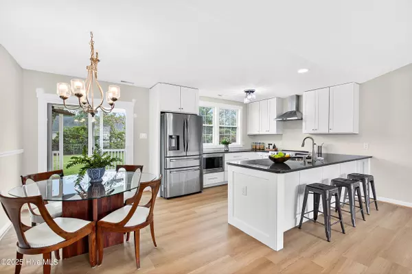 New Bern, NC 28560,133 Oakley DR