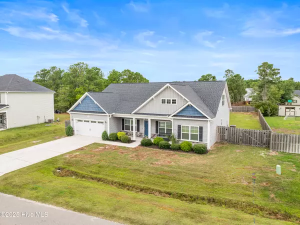 Sneads Ferry, NC 28460,931 Needlerush RD