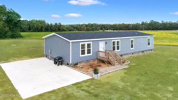 219 Yellow Hammer RD, Tyner, NC 27980