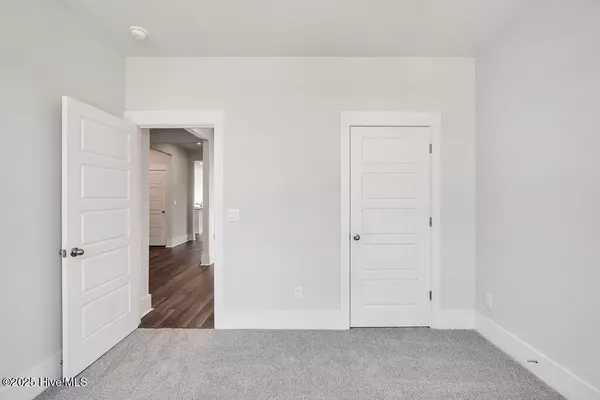 Wilmington, NC 28411,122 Legare ST #Lot 215