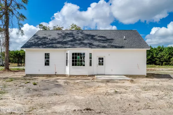 Teachey, NC 28464,318 G1 Log Cabin RD