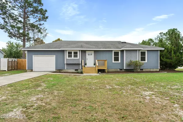 Hubert, NC 28539,100 Avon DR