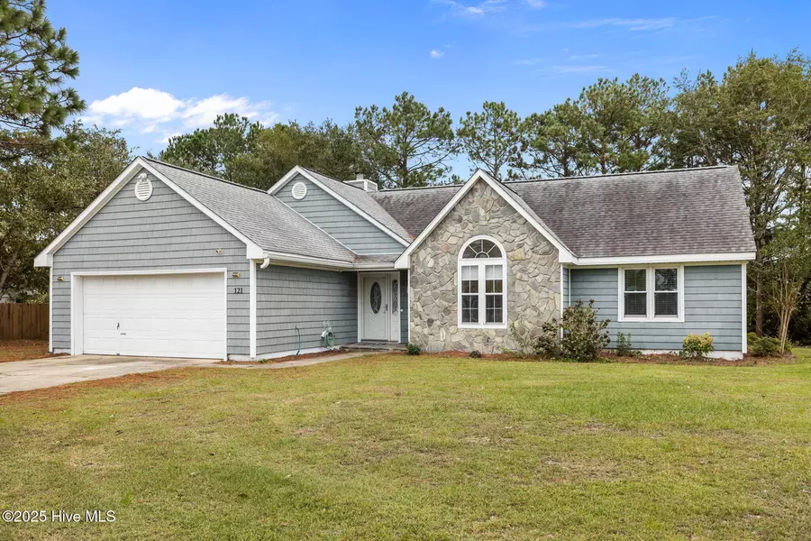 121 Guthrie DR, Newport, NC 28570