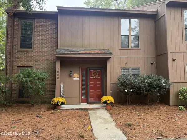 1222 Ash CIR, Greenville, NC 27858