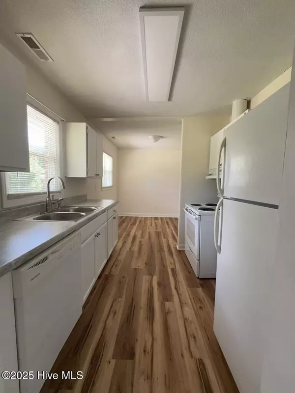 Midway Park, NC 28544,9 Collins DR