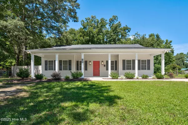 406 S Dennis ST, Enfield, NC 27823