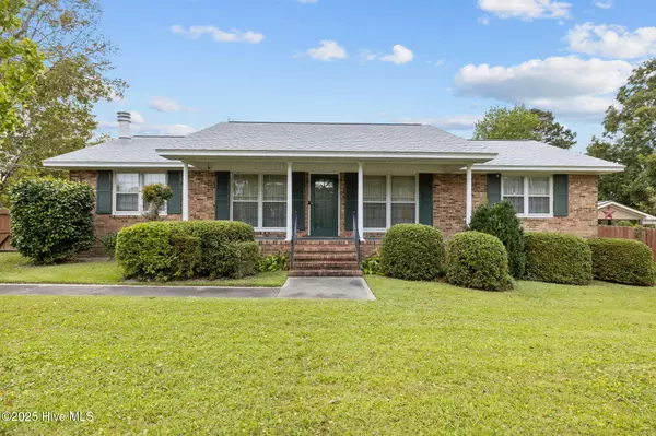 309 Barbour RD, Morehead City, NC 28557