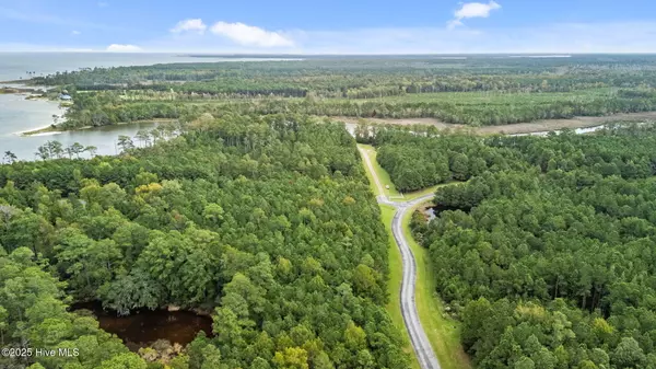 Beaufort, NC 28516,317 Garbacon DR