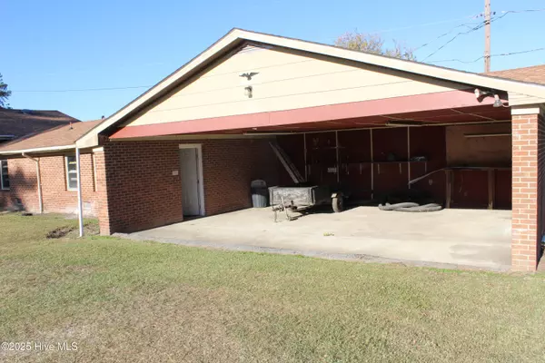 Plymouth, NC 27962,2715 Us Highway 64 W