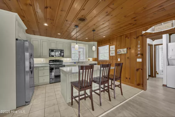 Ocean Isle Beach, NC 28469,1968 Oak ST SW