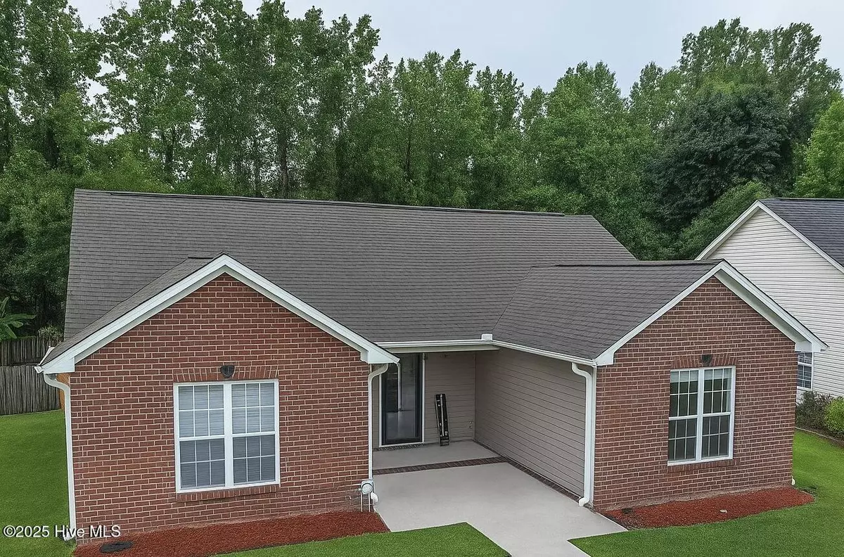 Ayden, NC 28513,3840 Countryaire DR