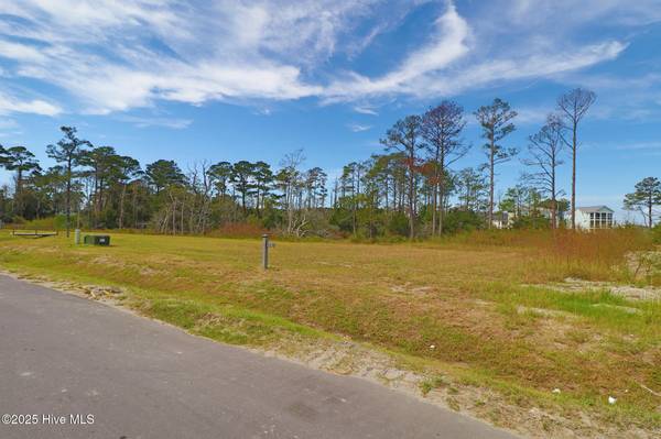 Beaufort, NC 28516,504 Swan CT