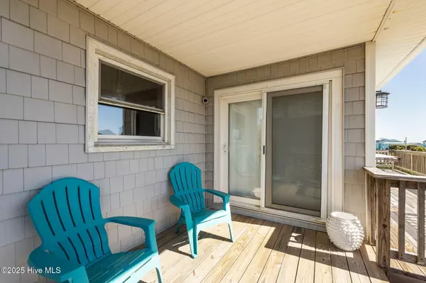 Emerald Isle, NC 28594,7122 Ocean DR