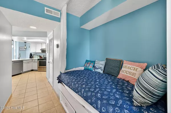 Topsail Beach, NC 28445,2000 New River Inlet RD #2514