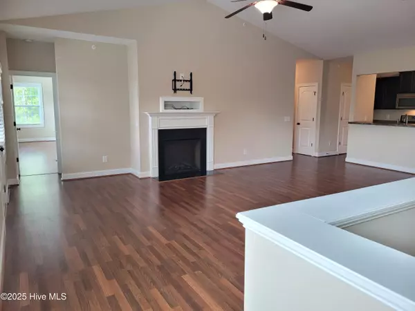 Greenville, NC 27858,1913 Covengton WAY #203