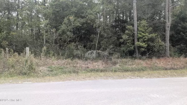 Southport, NC 28461,498 Redwood DR