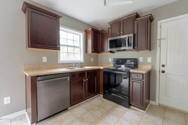 Richlands, NC 28574,404 Silva CV