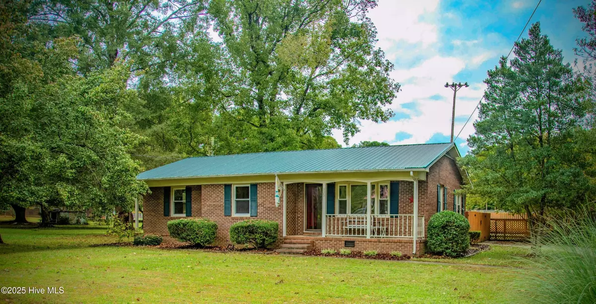 Biscoe, NC 27209,325 Craven ST