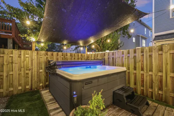 Carolina Beach, NC 28428,1225 Pinfish LN